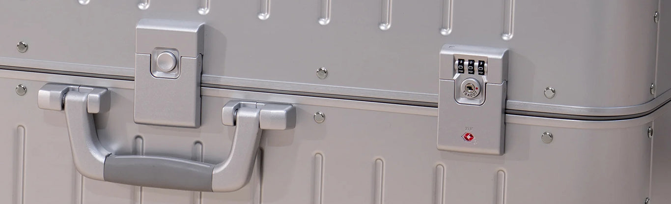 1212-044 スーツケース ※汚れあり